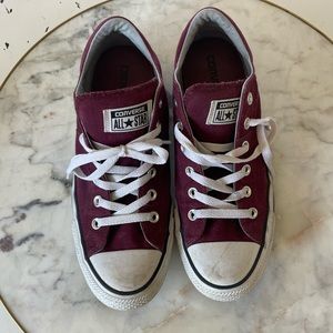 Womens converse - maroon - size 10